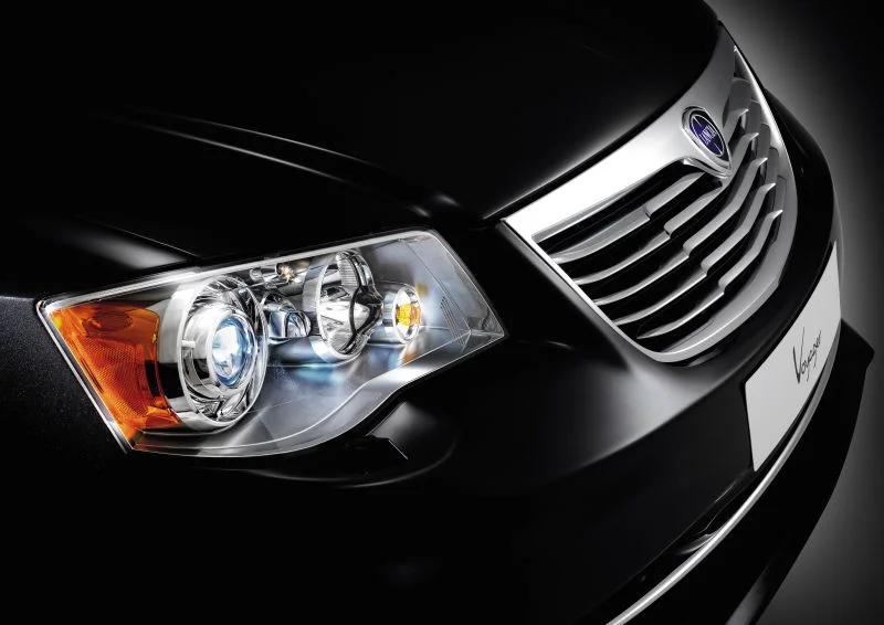 Lancia Voyager 2.8 CRD (177 Hp) Automatic2013 - 2015 thumbnail 9