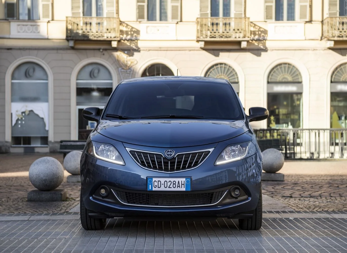 Lancia Ypsilon 0.9 TwinAir (70 Hp) CNG2021 - 2023 thumbnail 2