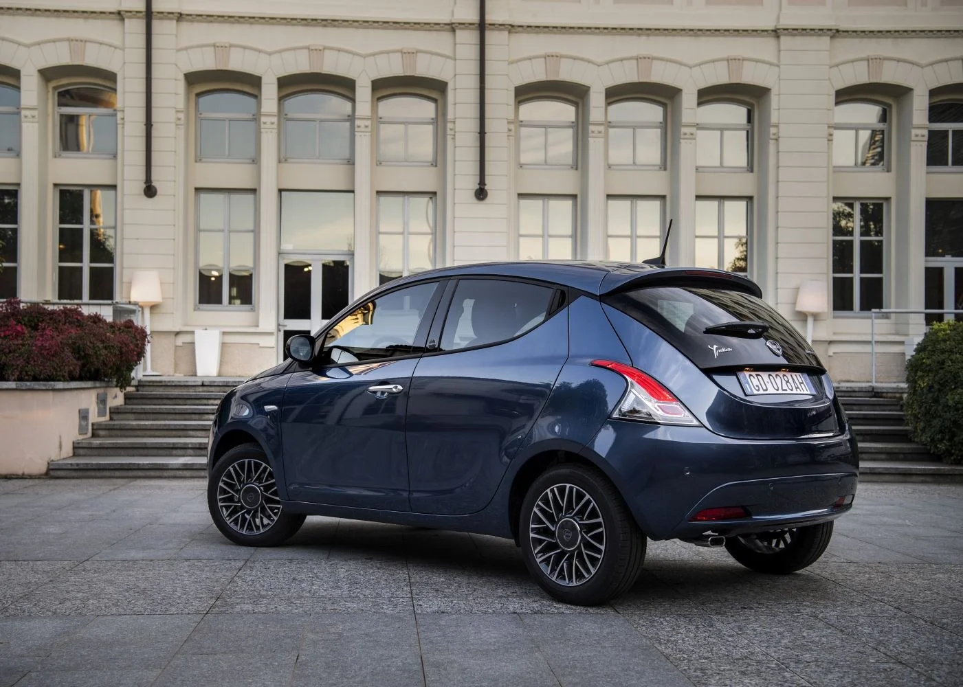 Lancia Ypsilon 0.9 TwinAir (70 Hp) CNG2021 - 2023 thumbnail 6