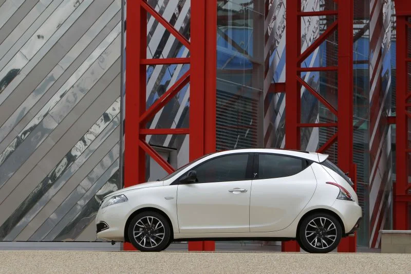 Lancia Ypsilon 0.9 (80 Hp) Methane2011 - 2015 thumbnail 17