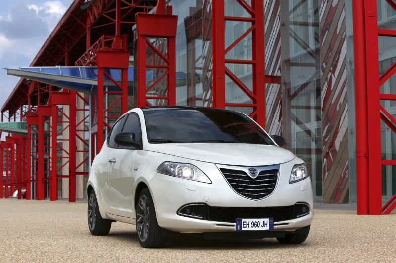 Lancia Ypsilon 0.9 (80 Hp) Methane2011 - 2015 thumbnail 18