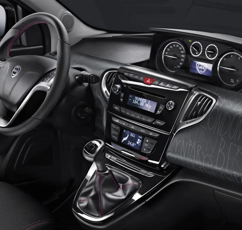 Lancia Ypsilon 0.9 (80 Hp) Methane2011 - 2015 thumbnail 4
