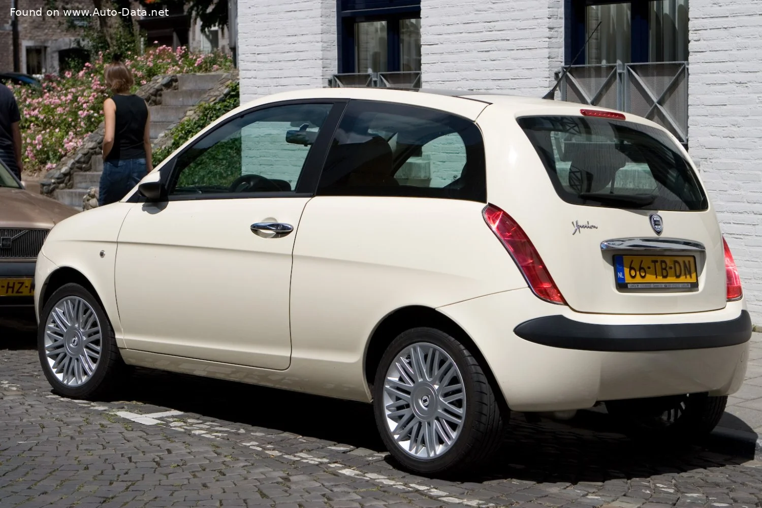 Lancia Ypsilon 1.2 i 16V (80 Hp)2003 - 2006 thumbnail 5