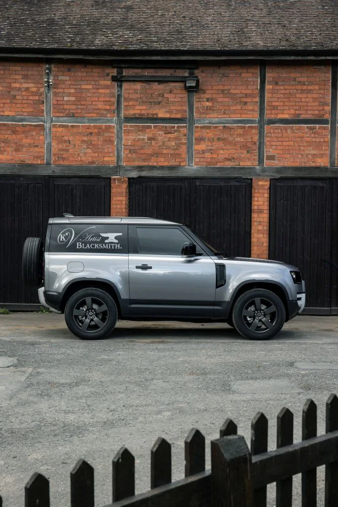 Land Rover Defender 2.0 D200 (200 Hp) AWD Automatic2020 - 2020 thumbnail 2