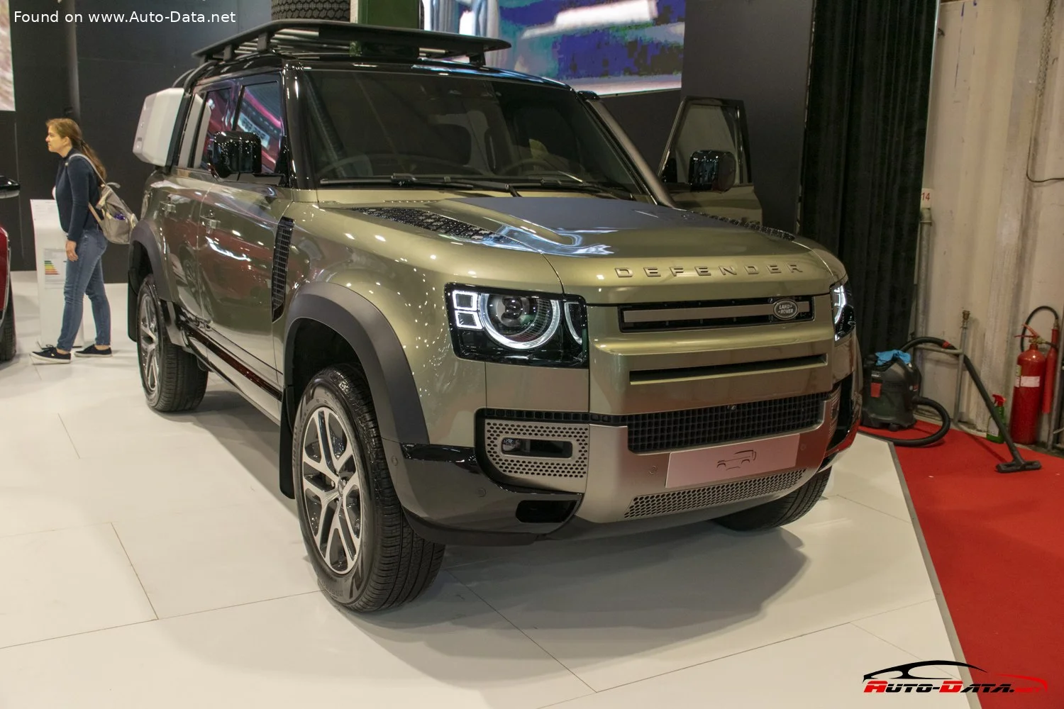 Land Rover Defender 2.0 D200 (200 Hp) AWD Automatic2019 - 2020 thumbnail 17