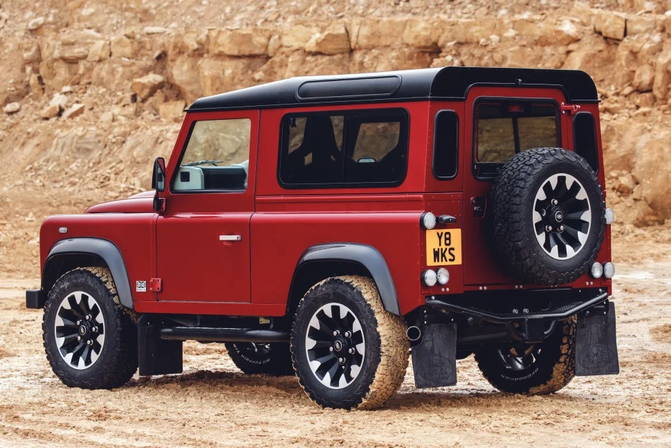 Land Rover Defender 5.0 V8 (405 Hp) AWD Automatic2018 - 2019 thumbnail 6