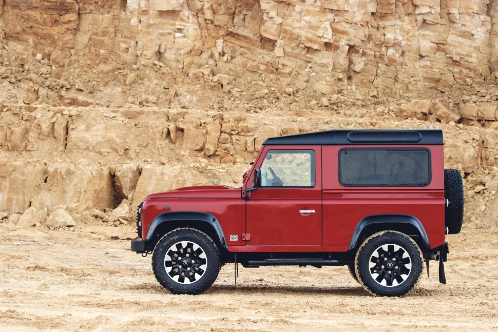 Land Rover Defender 5.0 V8 (405 Hp) AWD Automatic2018 - 2019 thumbnail 7