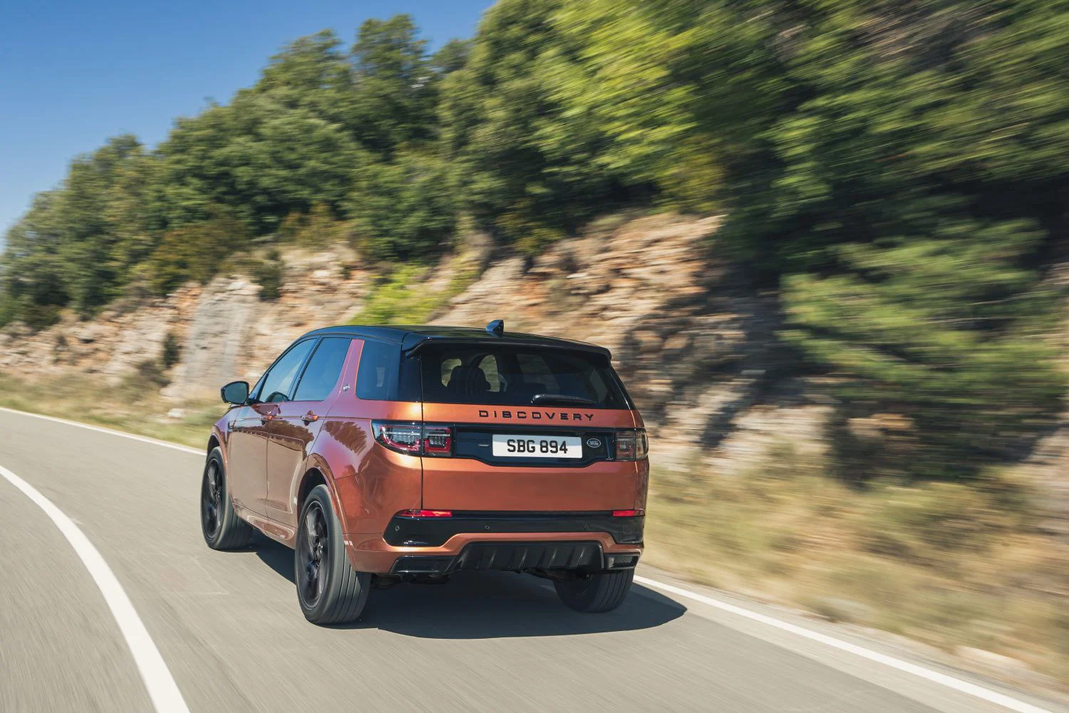 Land Rover Discovery Sport 1.5 P300e (309 Hp) Plug-in Hybrid AWD Automatic2020 - thumbnail 2