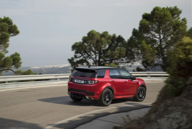 Land Rover Discovery Sport 2.0 (150 Hp) AWD Automatic Ingenium engine2016 - 2018 thumbnail 16
