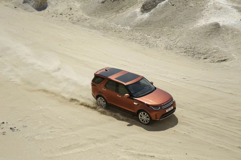 Land Rover Discovery 2.0 SD4 (240 Hp) 4WD Automatic2017 - 2018 thumbnail 11