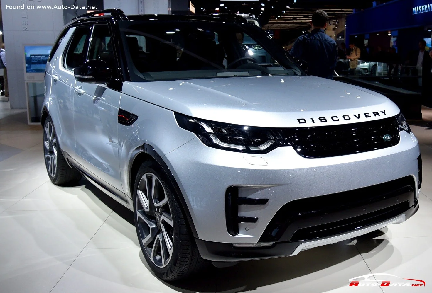 Land Rover Discovery 2.0 SD4 (240 Hp) 4WD Automatic2017 - 2018 thumbnail 12