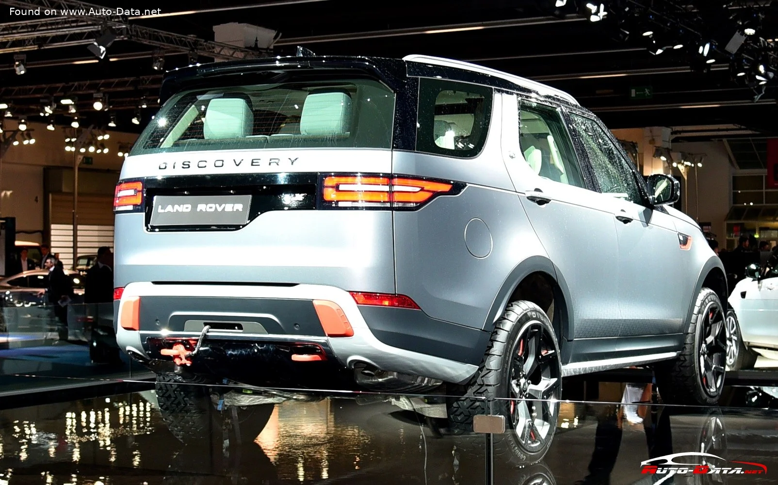 Land Rover Discovery 2.0 SD4 (240 Hp) 4WD Automatic2017 - 2018 thumbnail 14