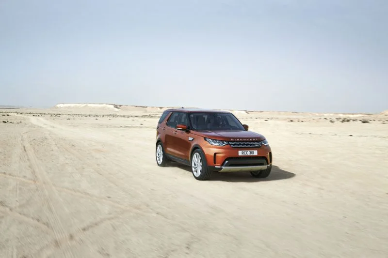 Land Rover Discovery 2.0 SD4 (240 Hp) 4WD Automatic2017 - 2018 thumbnail 10
