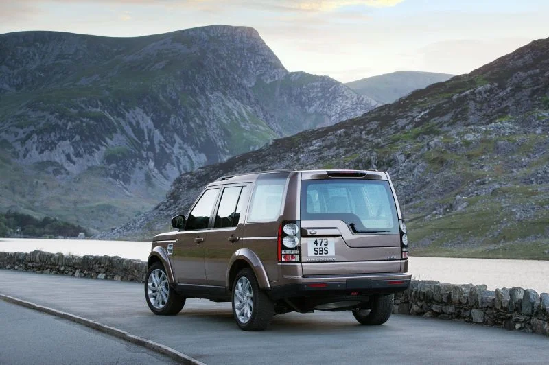 Land Rover Discovery 3.0 SD V6 (256 Hp) AWD Automatic2013 - 2017 thumbnail 2