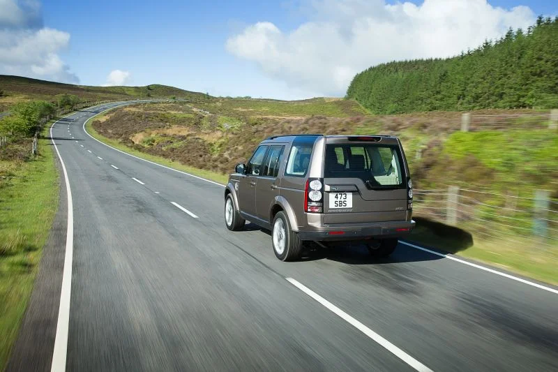 Land Rover Discovery 3.0 SD V6 (256 Hp) AWD Automatic2013 - 2017 thumbnail 11