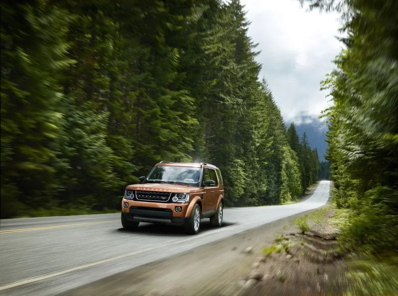 Land Rover Discovery 3.0 SD V6 (256 Hp) AWD Automatic2013 - 2017 thumbnail 5