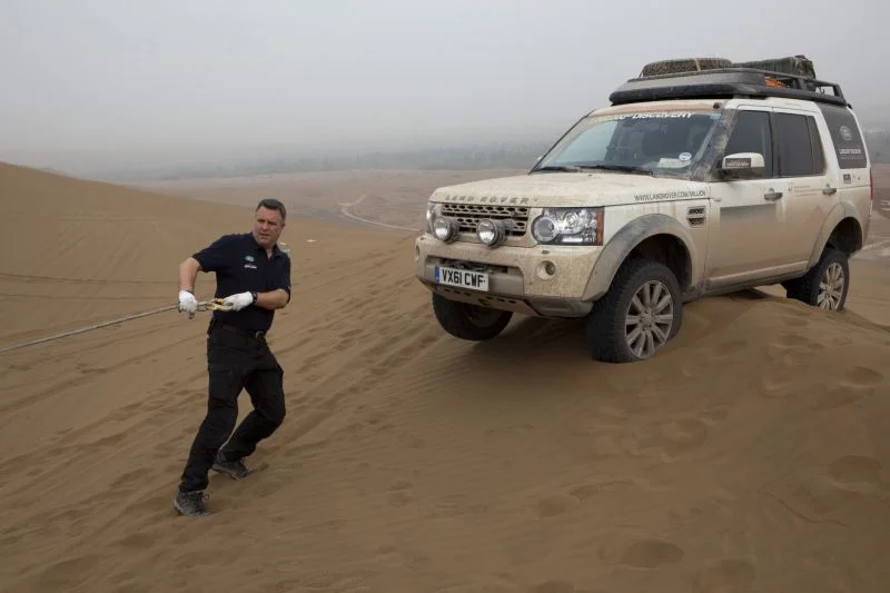 Land Rover Discovery 2.7 LR TD V6 (190 Hp) AWD2009 - 2013 thumbnail 16