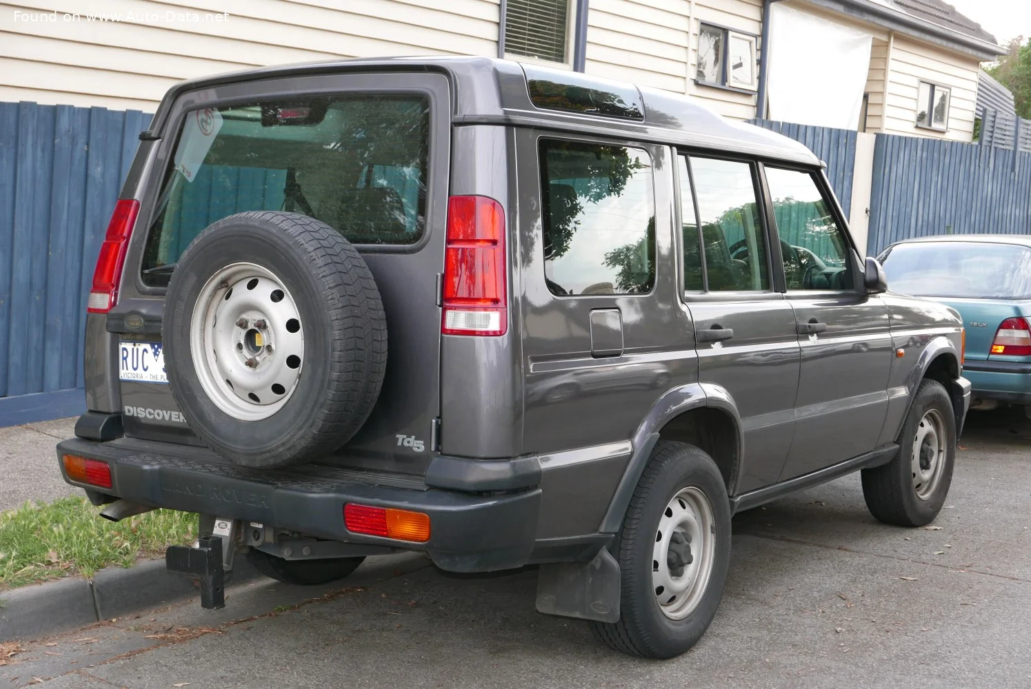 Land Rover Discovery 2.5 TDi (136 Hp)1998 - 2004 thumbnail 4