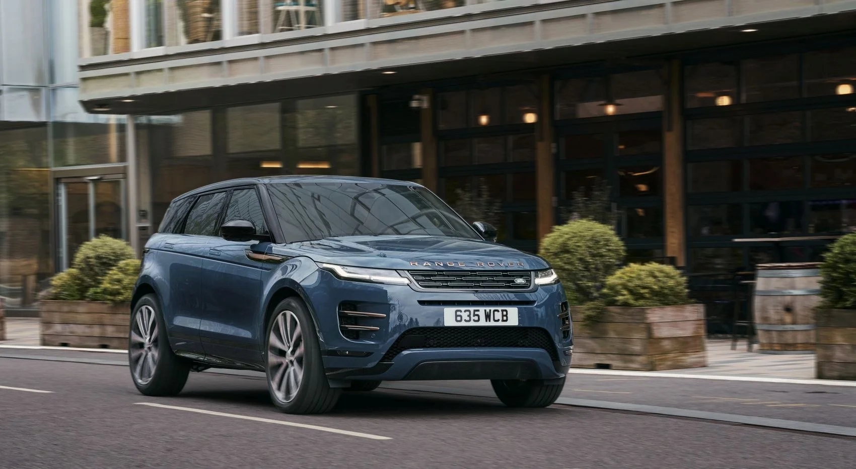 Land Rover Range Rover Evoque 1.5 P160 (160 Hp) Mild Hybrid Automatic2023 - thumbnail 2