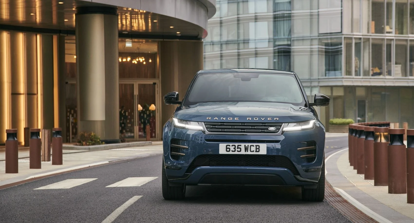 Land Rover Range Rover Evoque 1.5 P160 (160 Hp) Mild Hybrid Automatic2023 - thumbnail 3