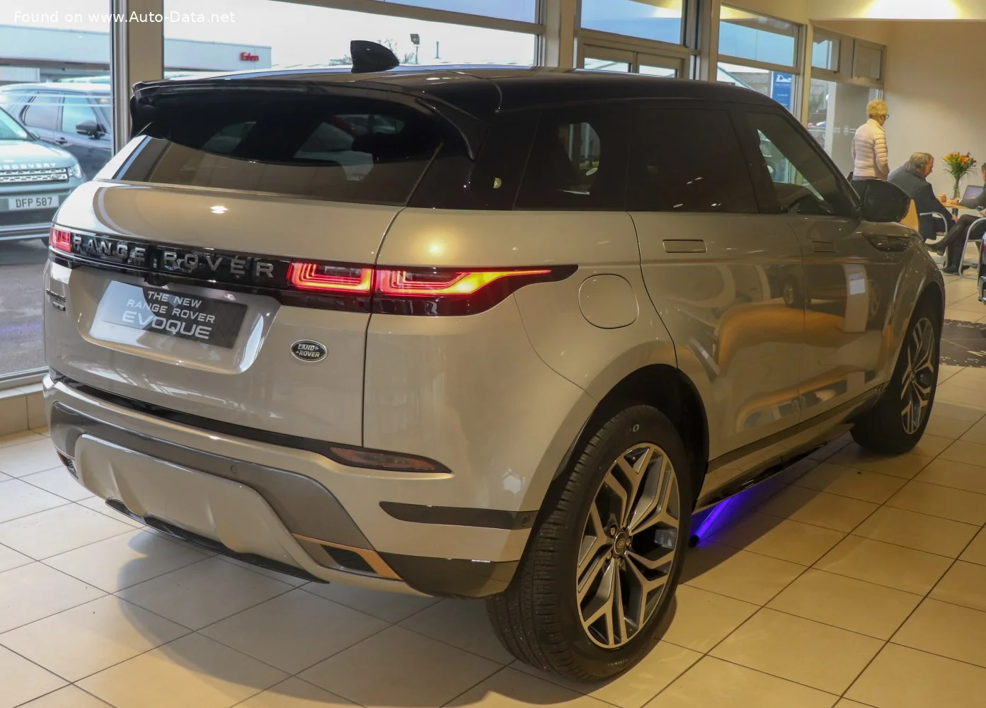 Land Rover Range Rover Evoque 1.5 P160 (160 Hp) Mild Hybrid Automatic2020 - 2023 thumbnail 16
