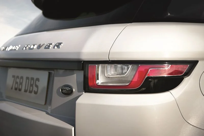 Land Rover Range Rover Evoque 2.0 Si4 (240 Hp) AWD Automatic2015 - 2018 thumbnail 18