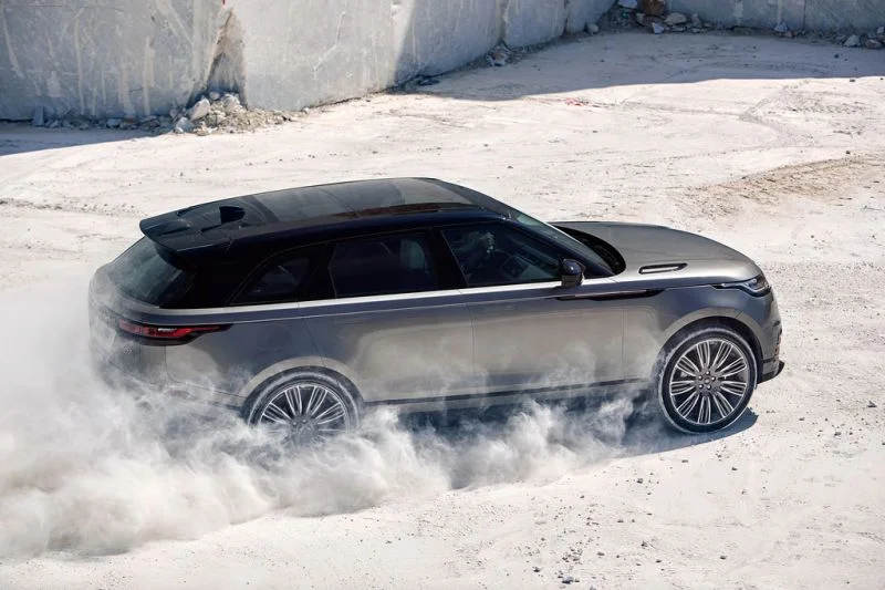 Land Rover Range Rover Velar D 180 2.0 (180 Hp) AWD Automatic2017 - 2020 thumbnail 15