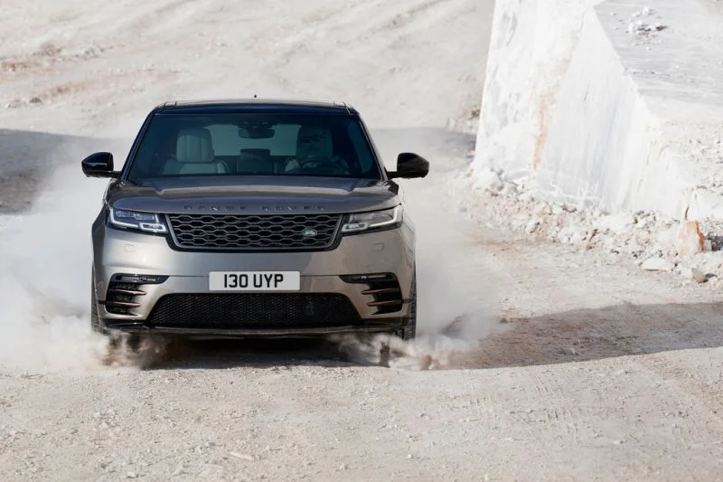 Land Rover Range Rover Velar D 180 2.0 (180 Hp) AWD Automatic2017 - 2020 thumbnail 16