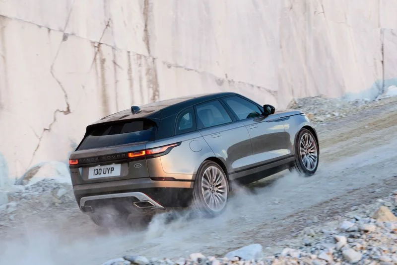 Land Rover Range Rover Velar D 180 2.0 (180 Hp) AWD Automatic2017 - 2020 thumbnail 3