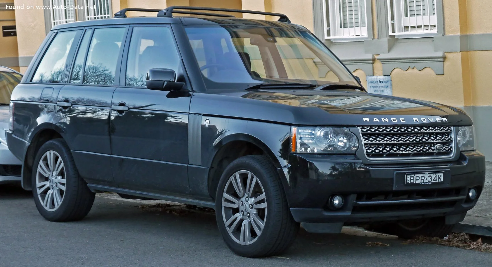 Land Rover Range Rover 3.6 LR TD V8 (271 Hp) AWD Automatic2010 - 2012 thumbnail 16