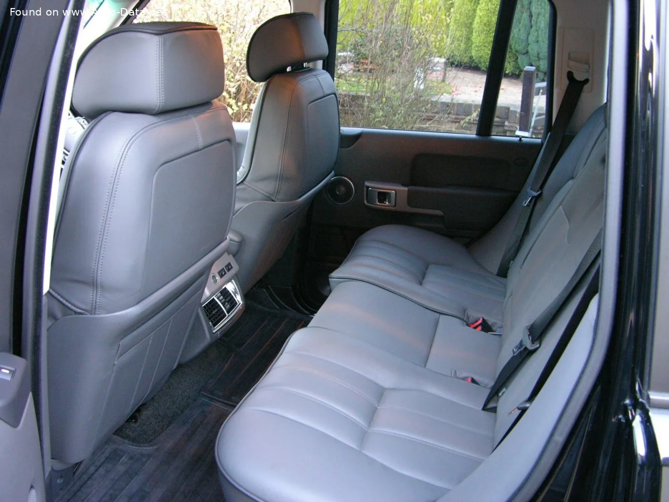 Land Rover Range Rover 3.6 TDV8 (271 Hp) AWD Automatic2006 - 2009 thumbnail 8