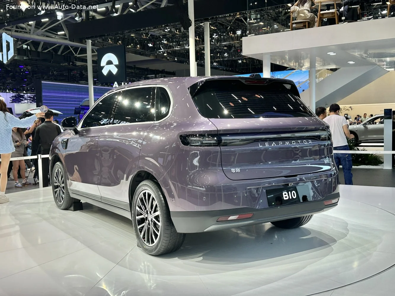 Leapmotor B10 56.2 kWh (180 Hp)2025 - thumbnail 2