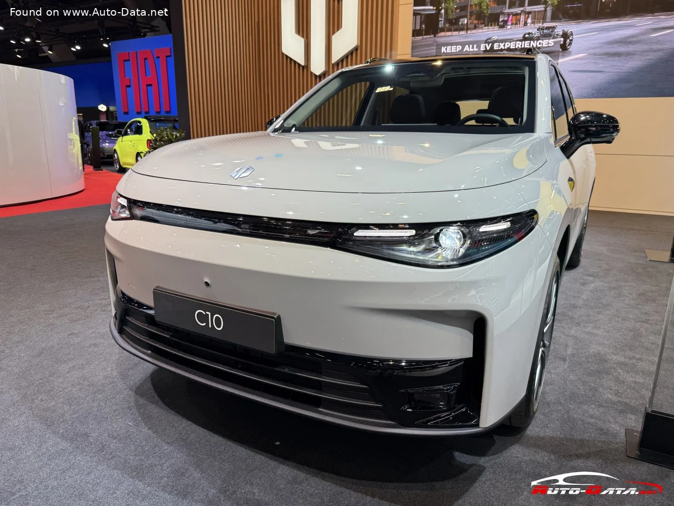 Leapmotor C10 1.5L 28.4 kWh (231 Hp) EREV2024 - thumbnail 13