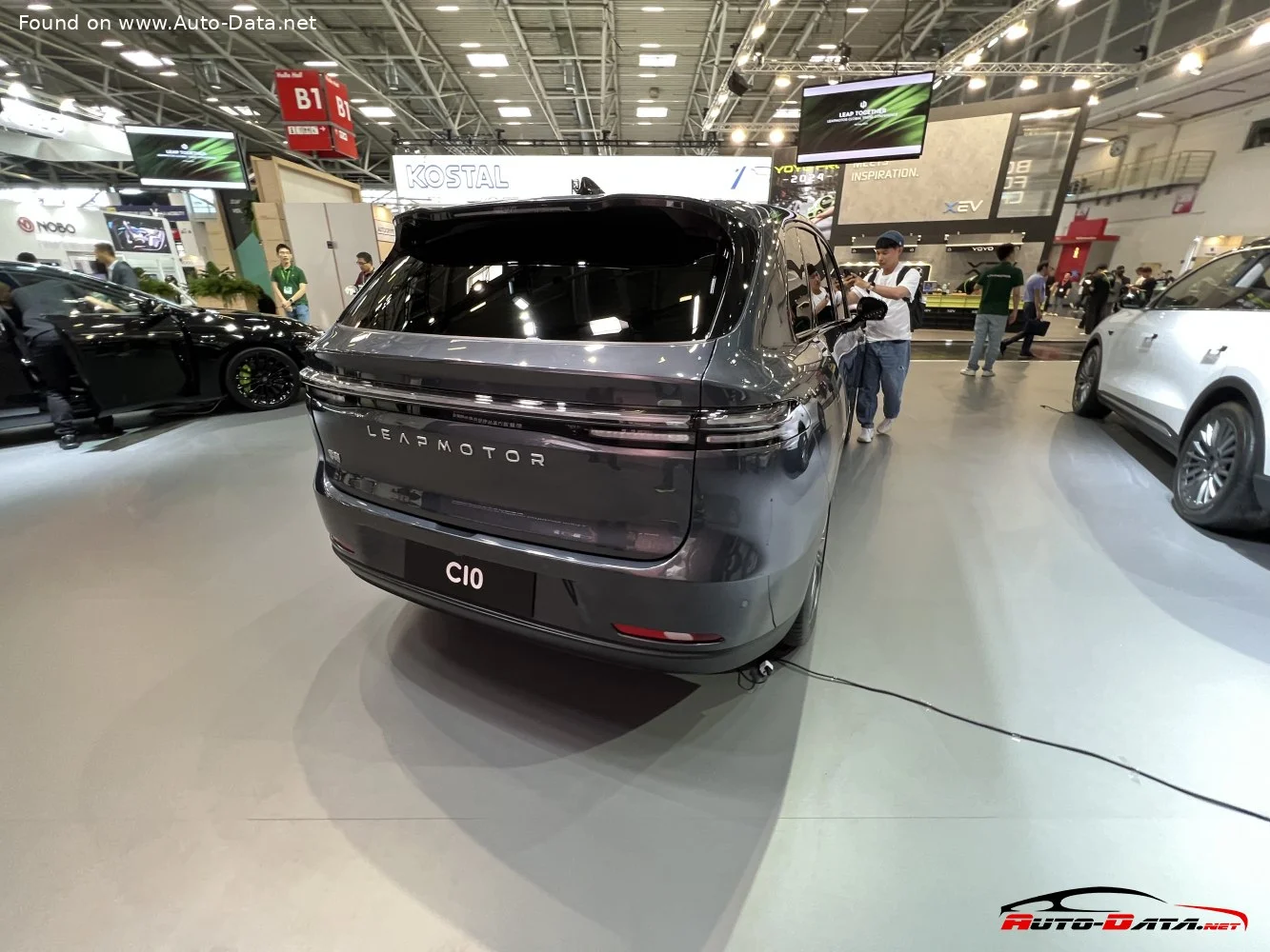 Leapmotor C10 1.5L 28.4 kWh (231 Hp) EREV2024 - thumbnail 6