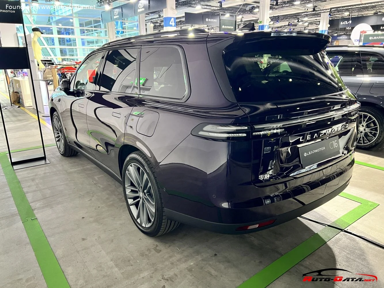 Leapmotor C16 67.7 kWh (292 Hp) Electric2024 - thumbnail 6