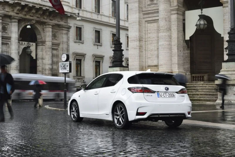 Lexus CT 200h (136 Hp) Hybrid e-CVT2014 - 2017 thumbnail 17