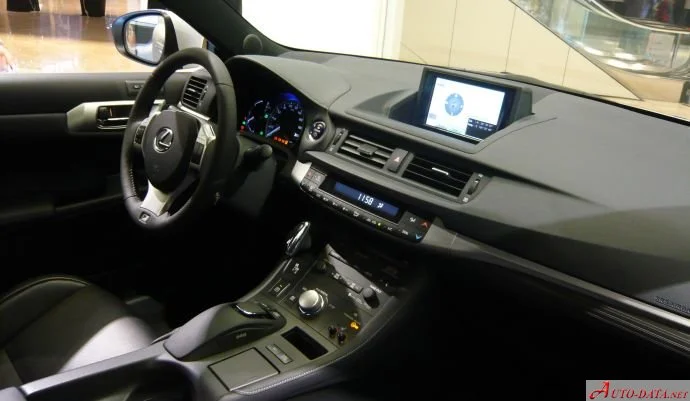 Lexus CT 200h (136 Hp) Hybrid e-CVT2011 - 2014 thumbnail 9