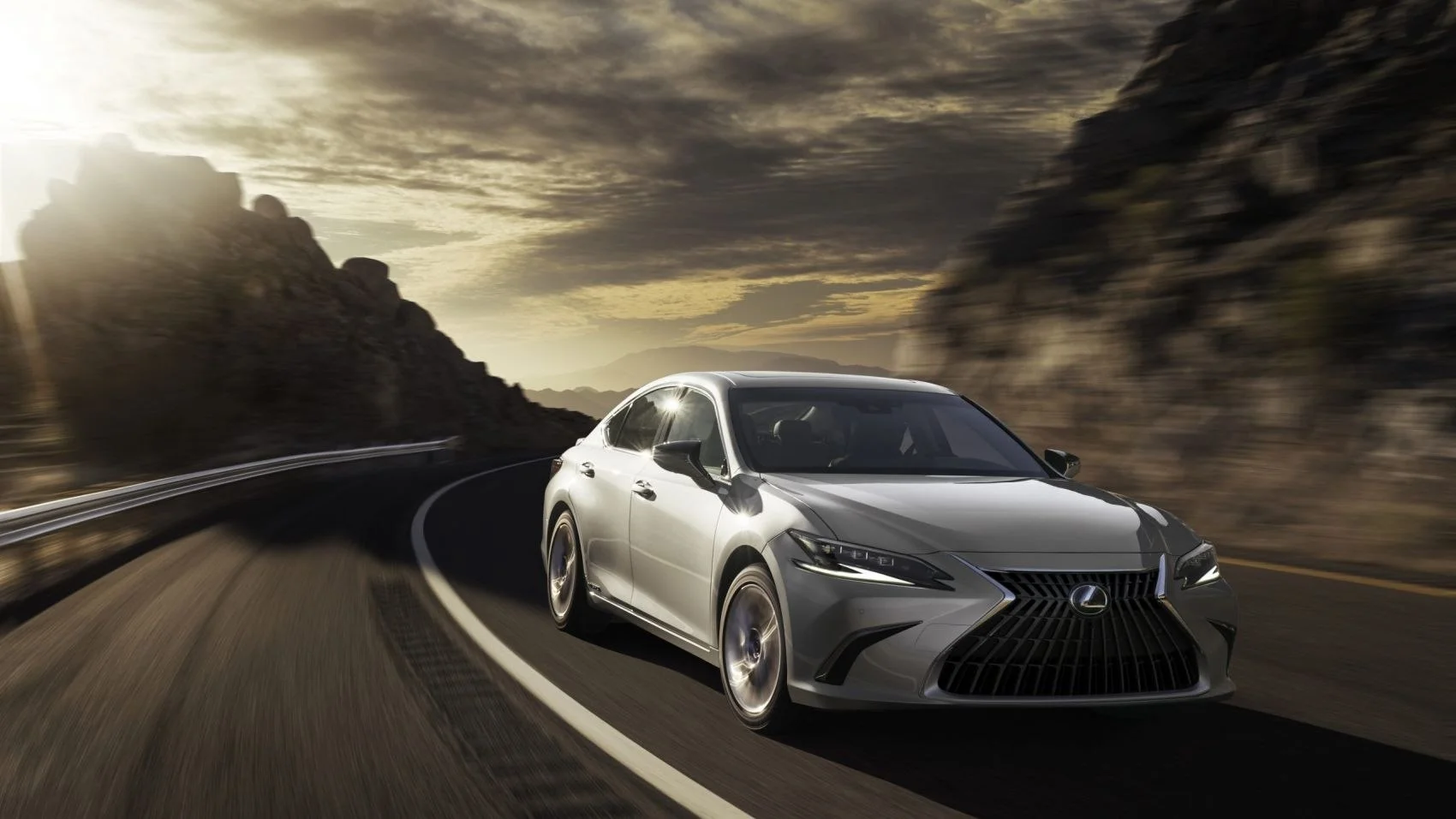 Lexus ES 250 (203 Hp) AWD Automatic2021 - 2025 thumbnail 16