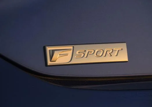 Lexus ES 300h (218 Hp) Hybrid e-CVT2018 - 2021 thumbnail 4