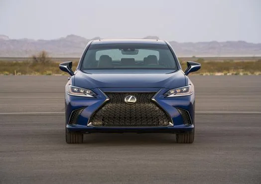 Lexus ES 300h (218 Hp) Hybrid e-CVT2018 - 2021 thumbnail 7