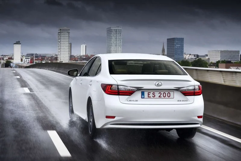 Lexus ES 200 (150 Hp) Automatic2015 - 2018 thumbnail 11
