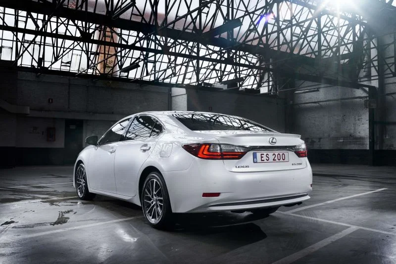 Lexus ES 200 (150 Hp) Automatic2015 - 2018 thumbnail 16