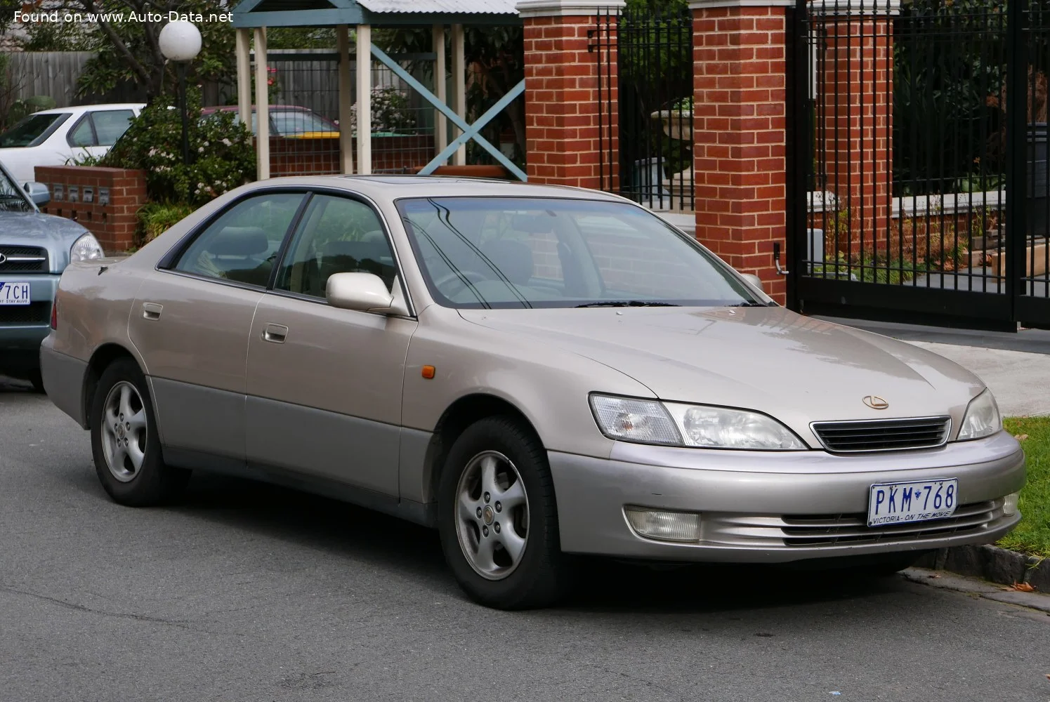 Lexus ES 300 (223 Hp)1997 - 2001 thumbnail 5