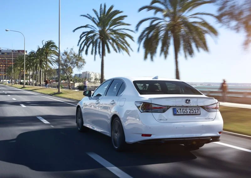 Lexus GS 200t (241 Hp) Automatic2016 - 2018 thumbnail 2