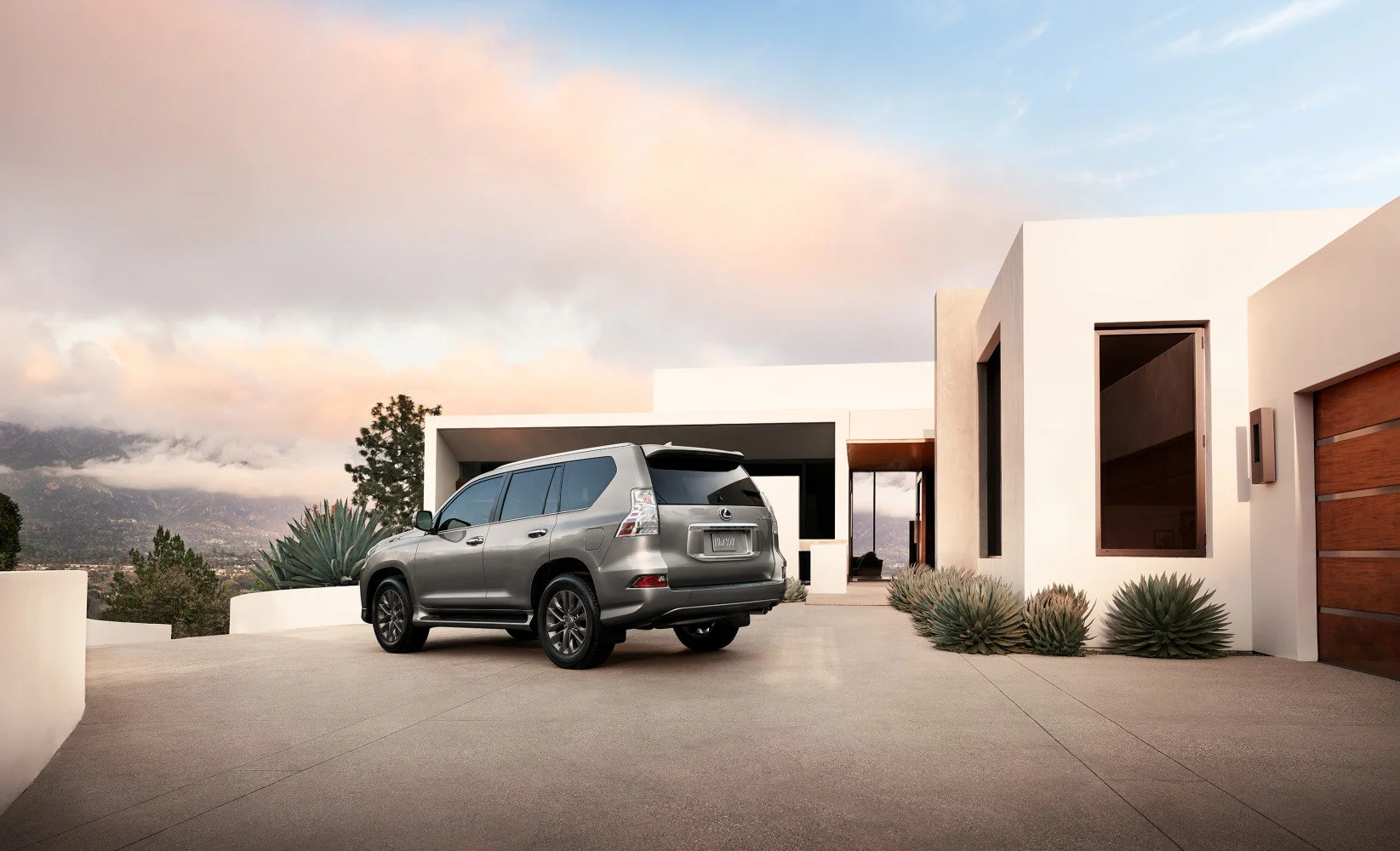 Lexus GX 460 V8 (301 Hp) 4WD ECT2019 - 2023 thumbnail 3