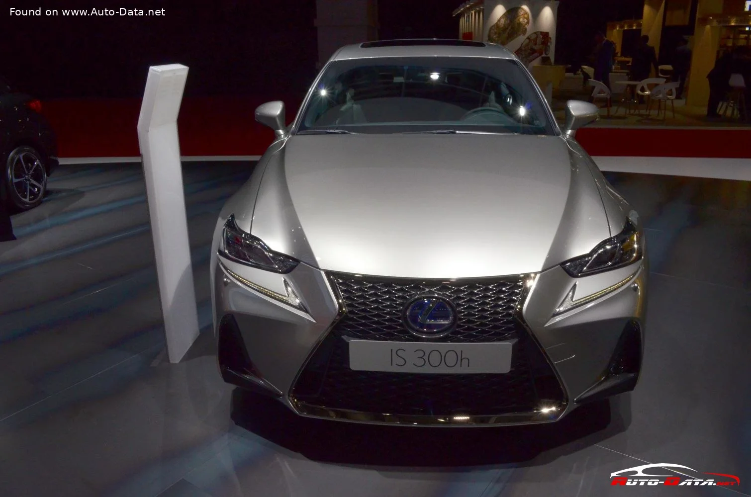 Lexus IS 200t (245 Hp) Direct Shift2016 - 2017 thumbnail 3