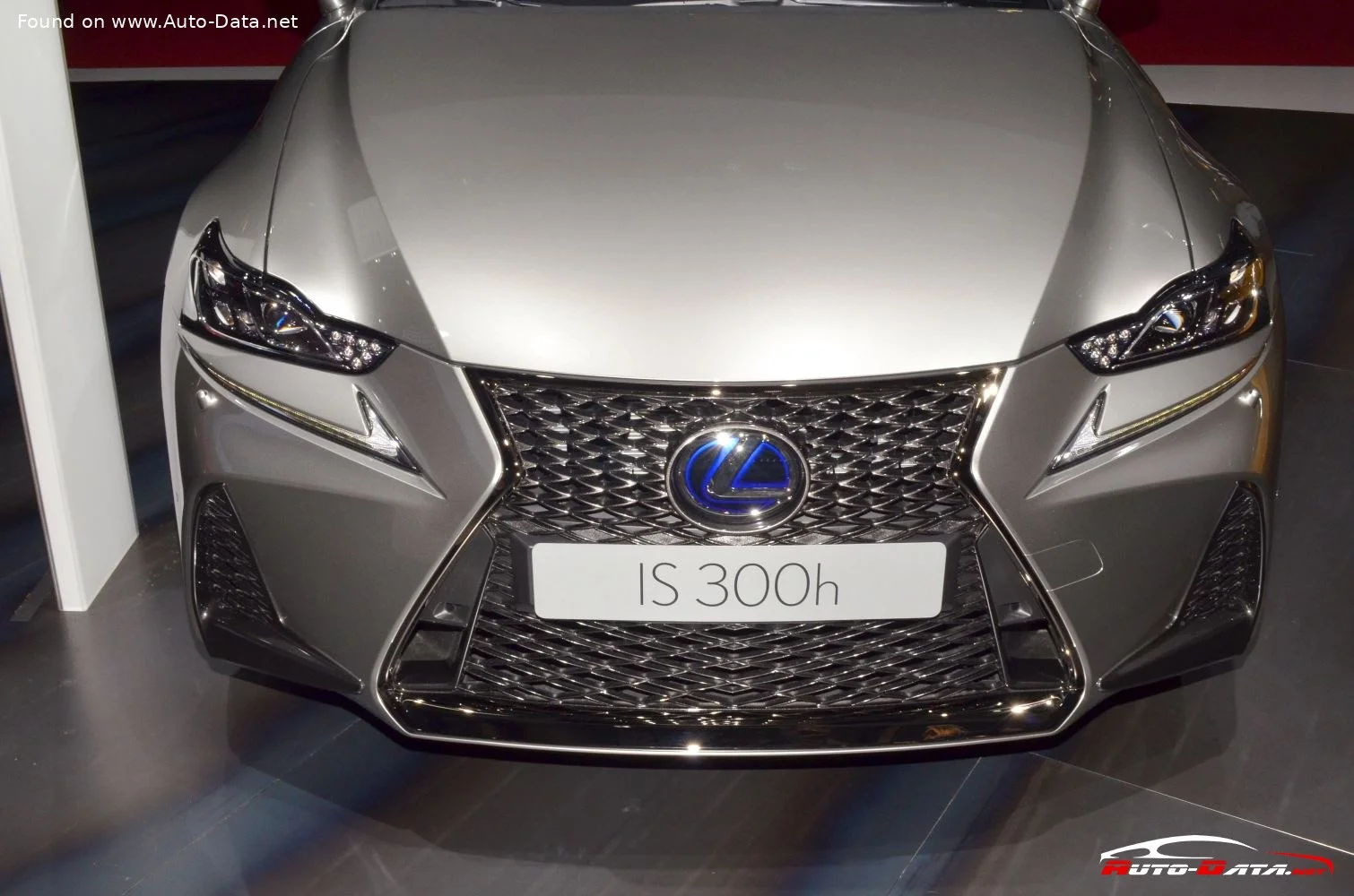 Lexus IS 200t (245 Hp) Direct Shift2016 - 2017 thumbnail 4