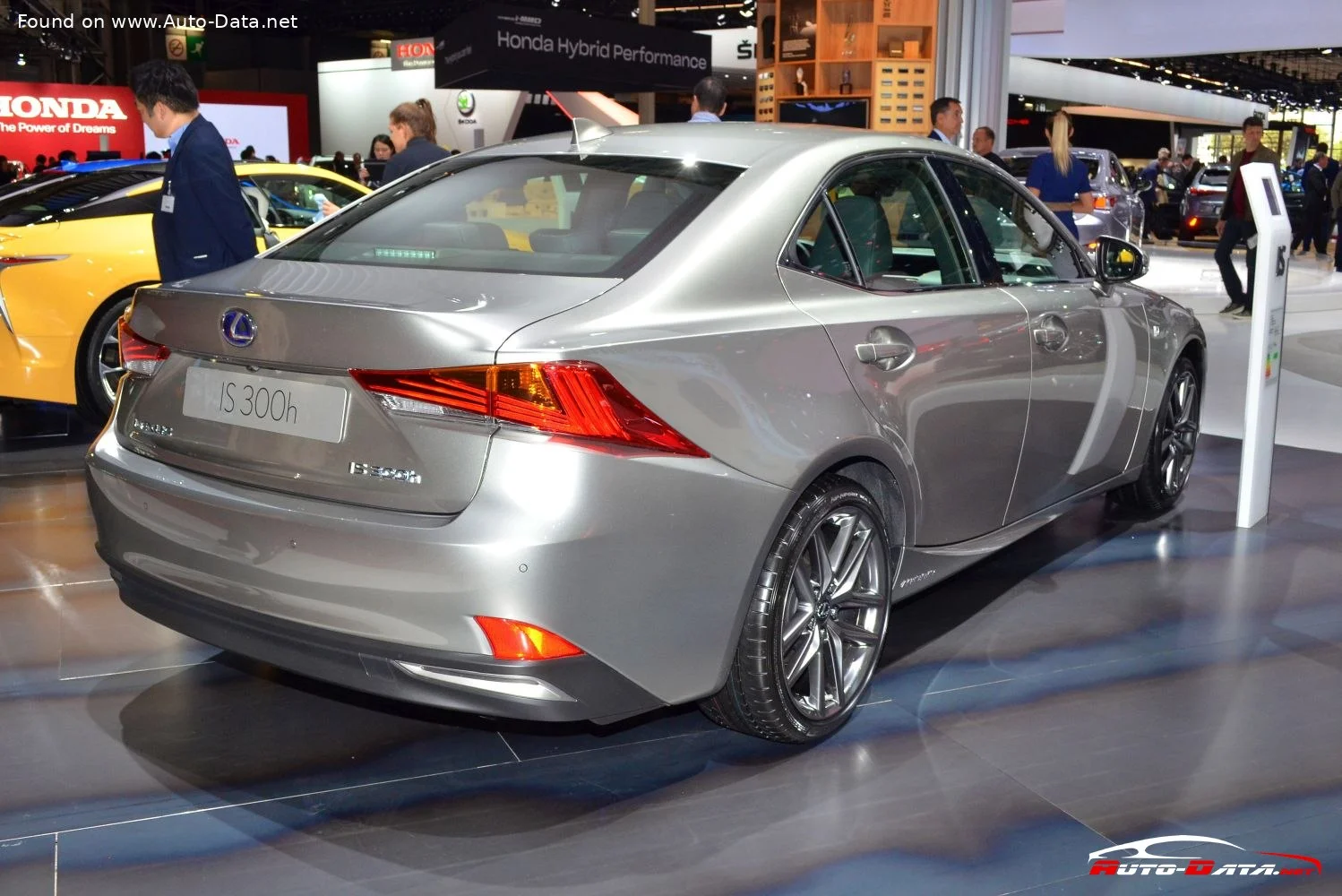 Lexus IS 200t (245 Hp) Direct Shift2016 - 2017 thumbnail 5