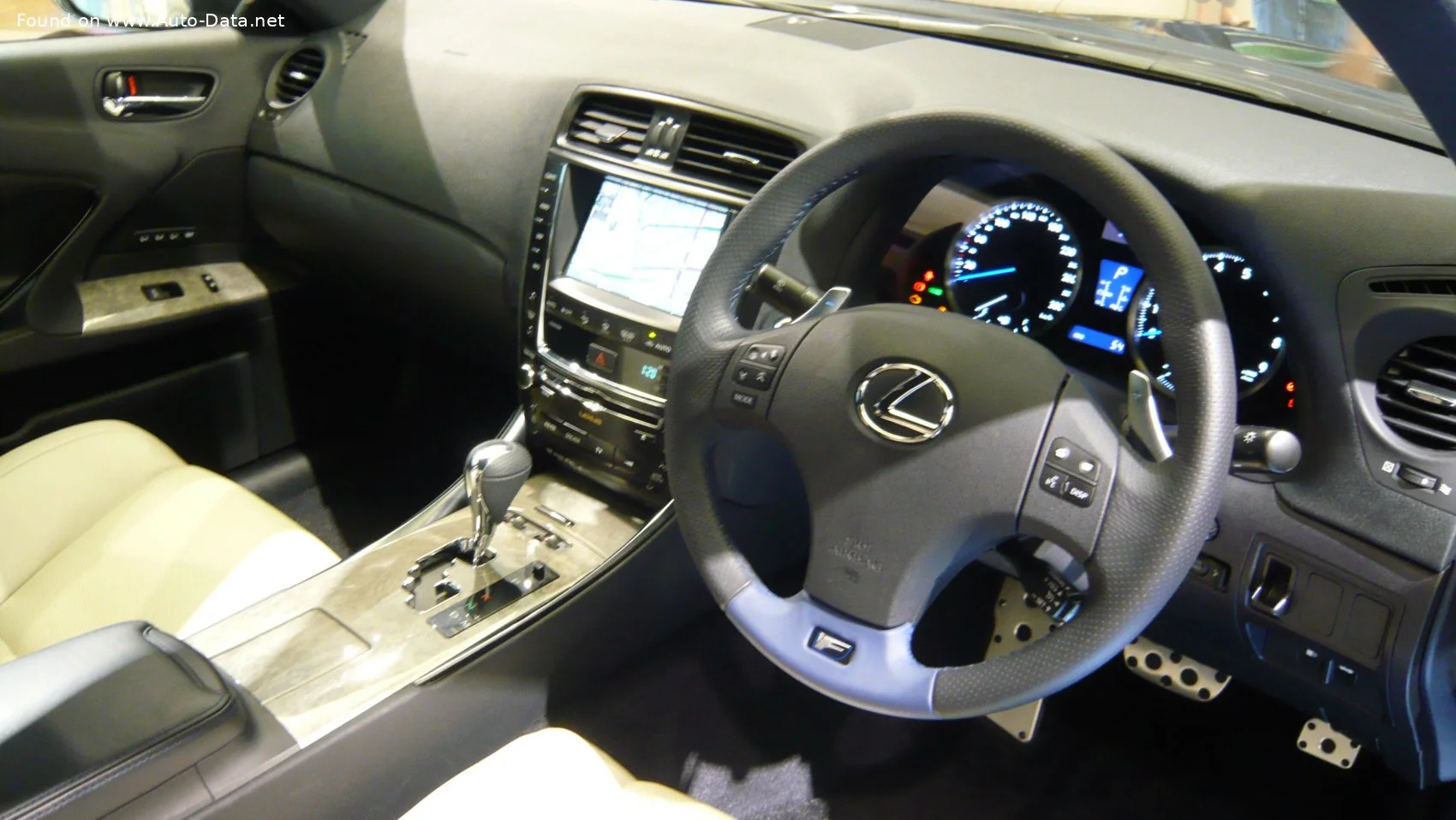 Lexus IS 5.0 V8 (423 Hp)2008 - 2014 thumbnail 6