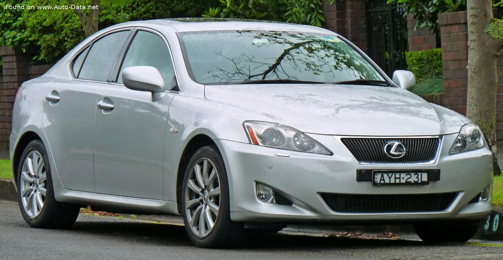 Lexus IS Lexus IS II (XE20)